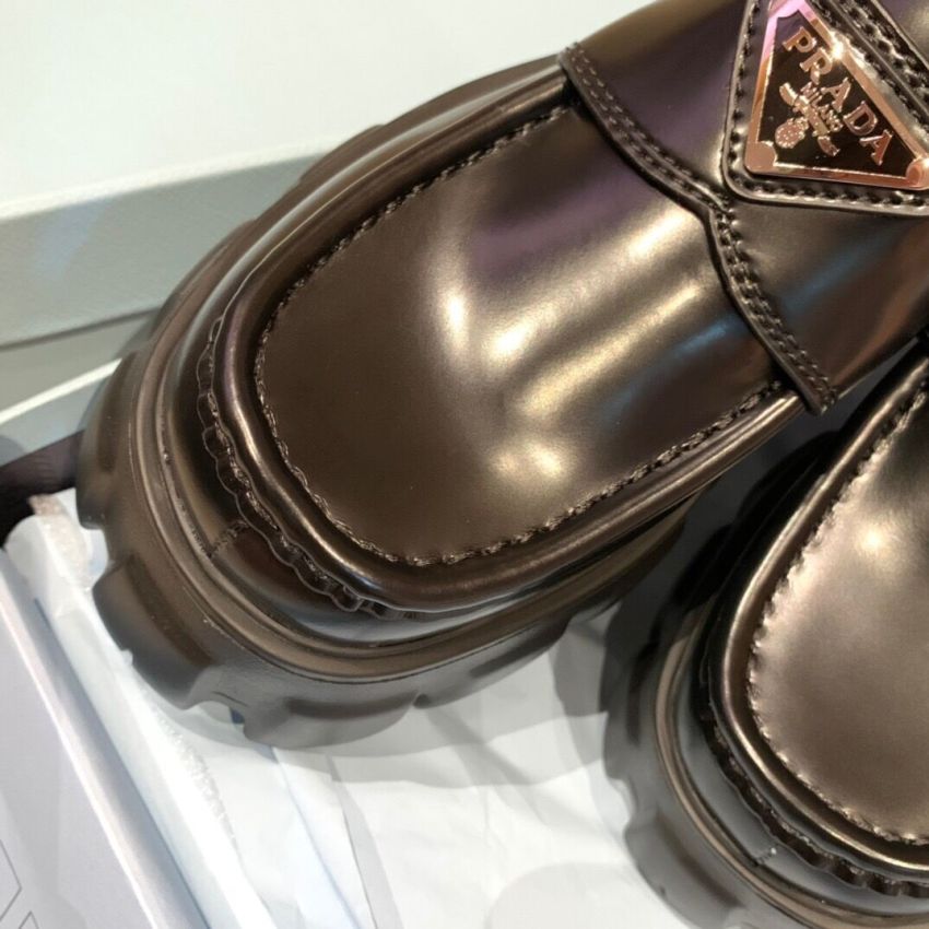 Pra*a Unisex Mocassins