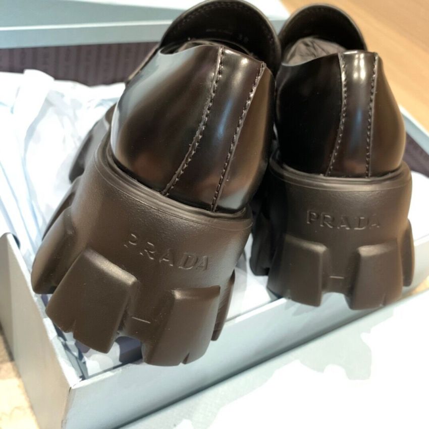 Pra*a Unisex Mocassins