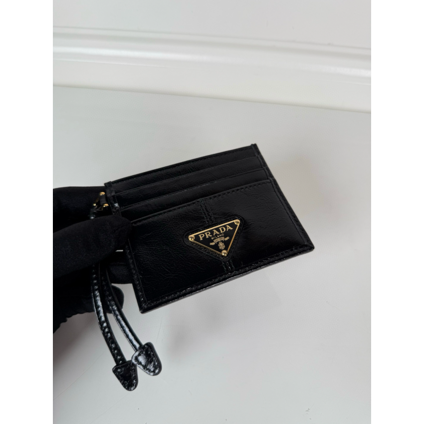 Pra*a Leather card holder