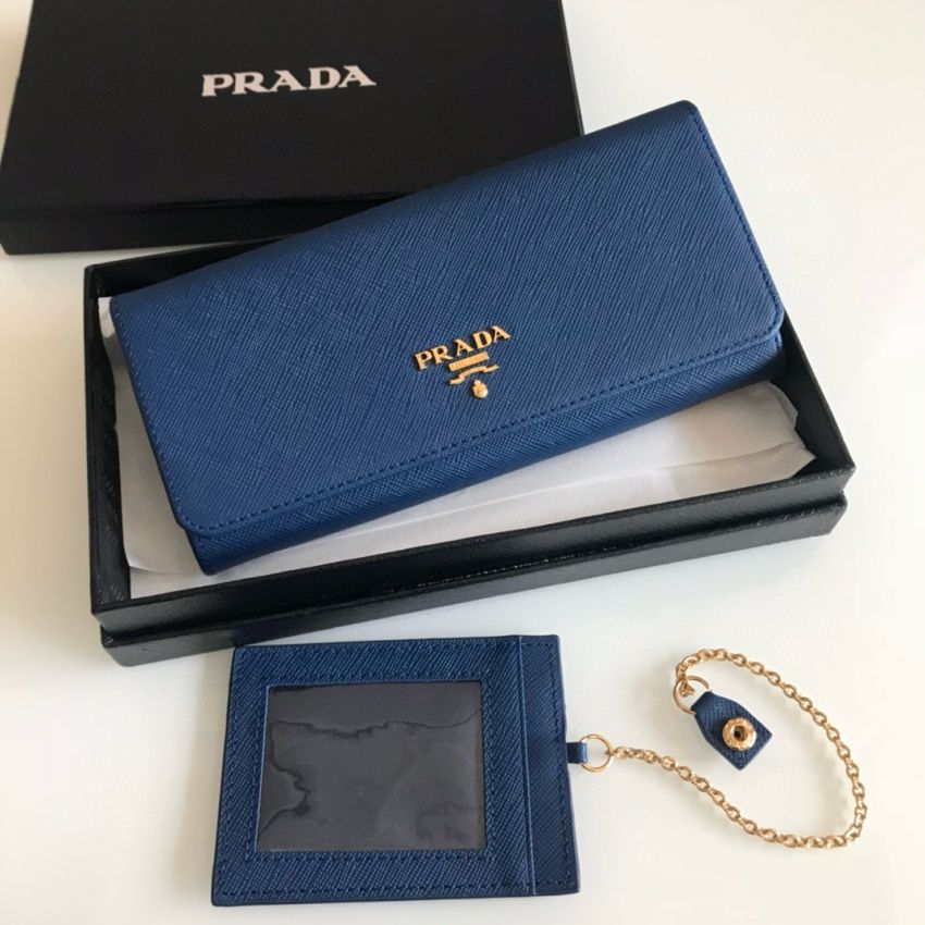 Pra*a Saffiano Long wallet