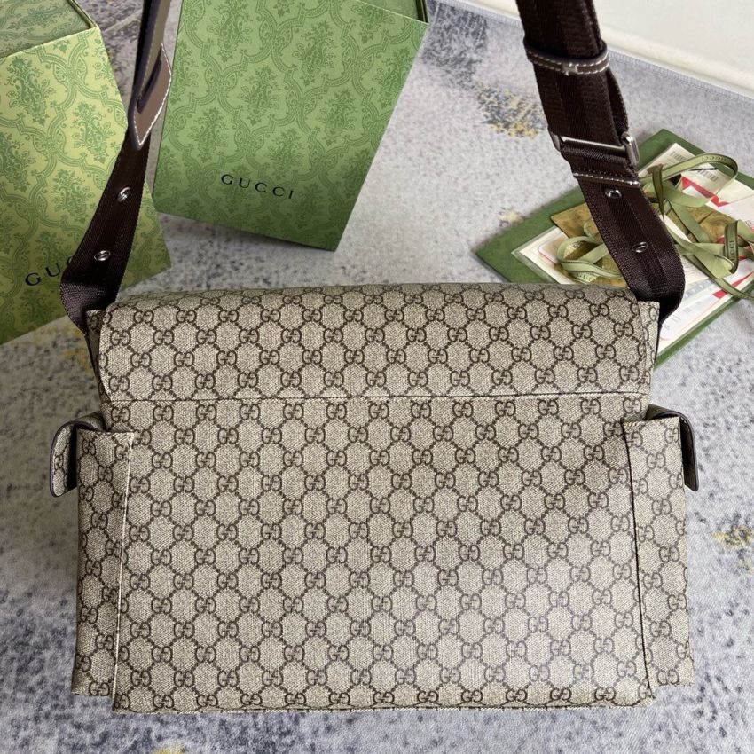 Gvc*1 GG Svp*me Large Messenger Diaper Bag