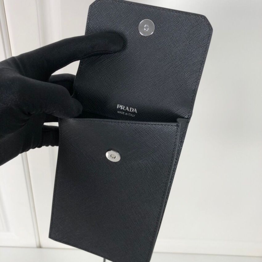 Pra*a Saffaino Phone Holder