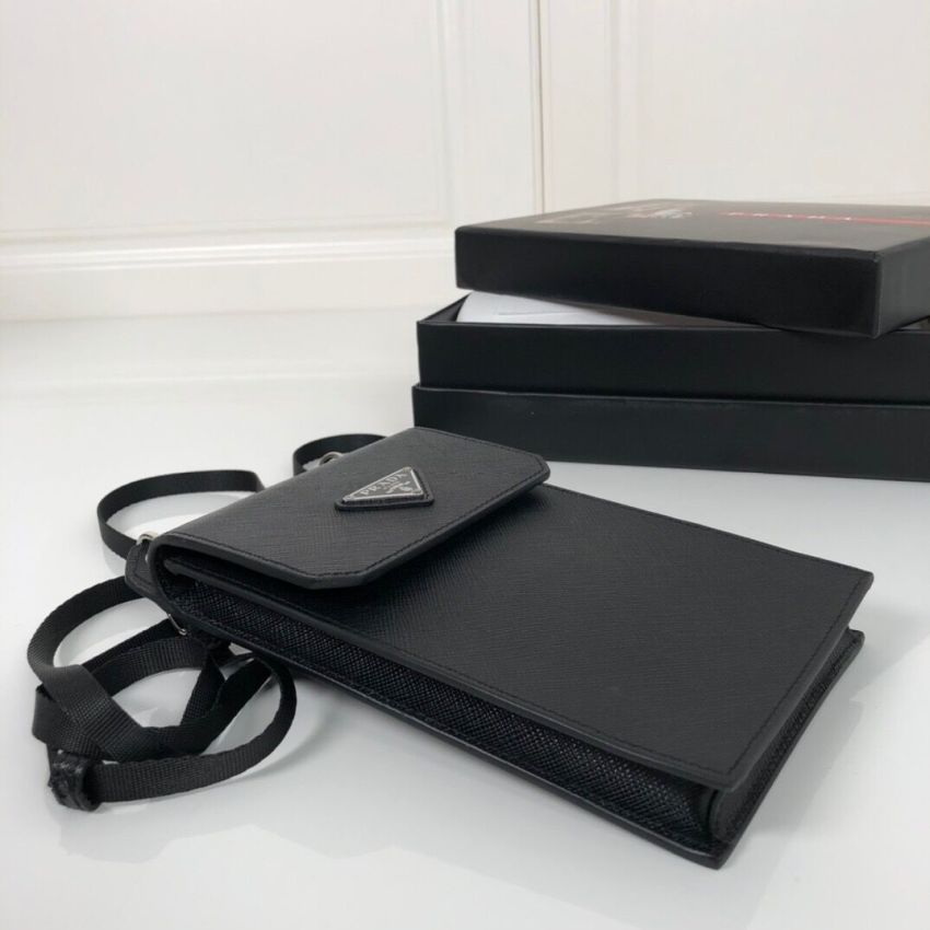 Pra*a Saffaino Phone Holder