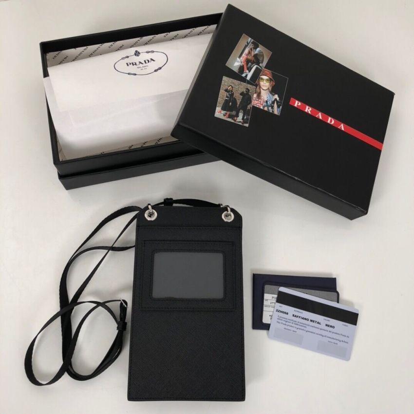 Pra*a Saffaino Phone Holder