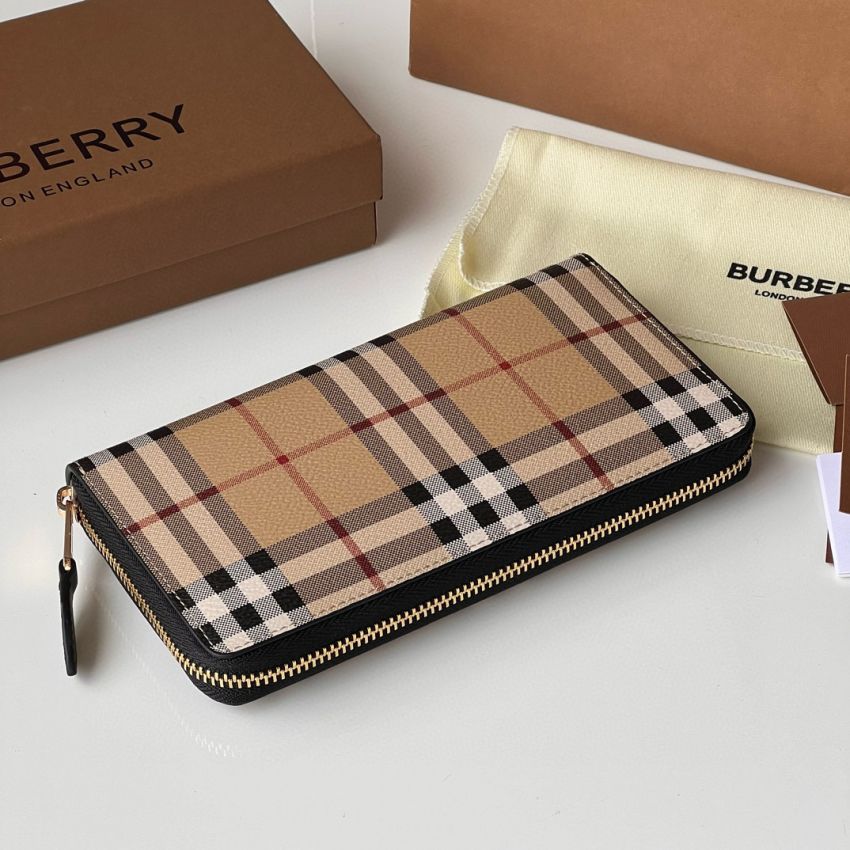 Bv*b*rry Long Check Zippy wallet