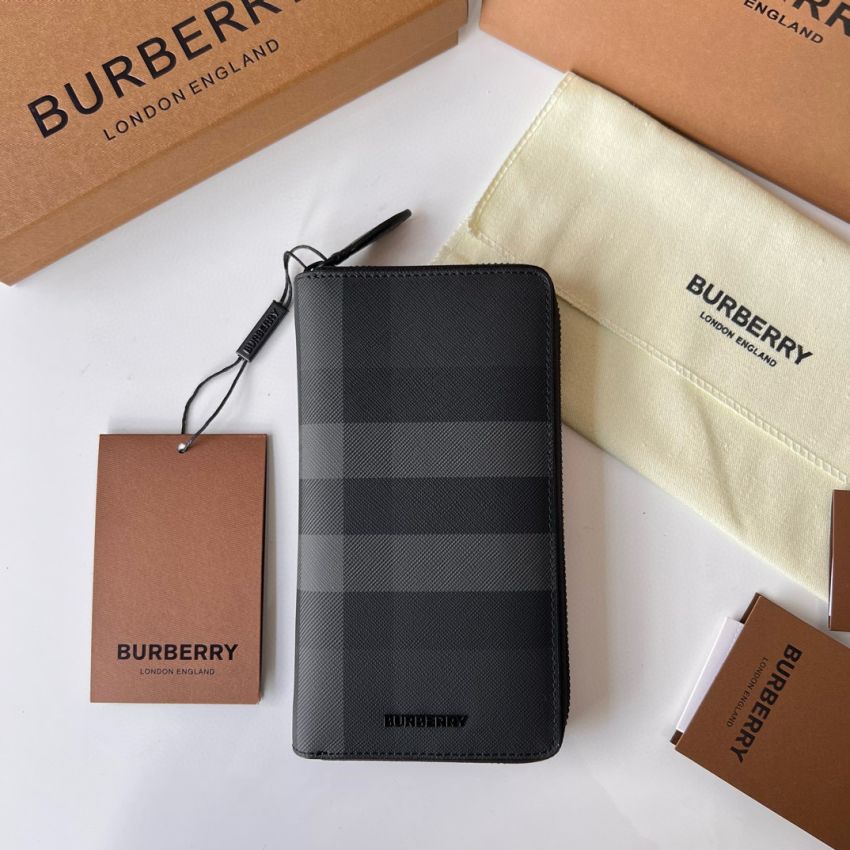 Bv*b*rry Long Check Zippy wallet