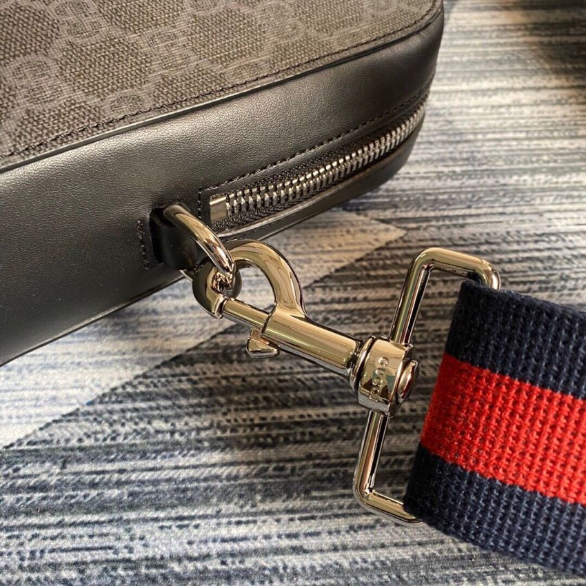 Gvc*1 Briefcase Bag