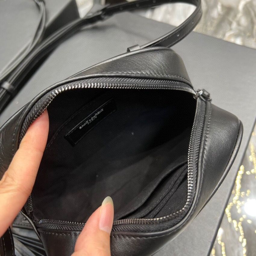 Sa1nt Lau*nt Lou Belt Bag