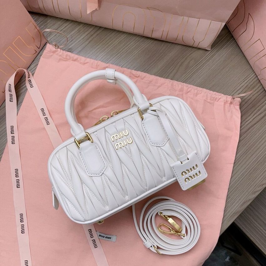 M1v M1v arcadie matelassé handbag