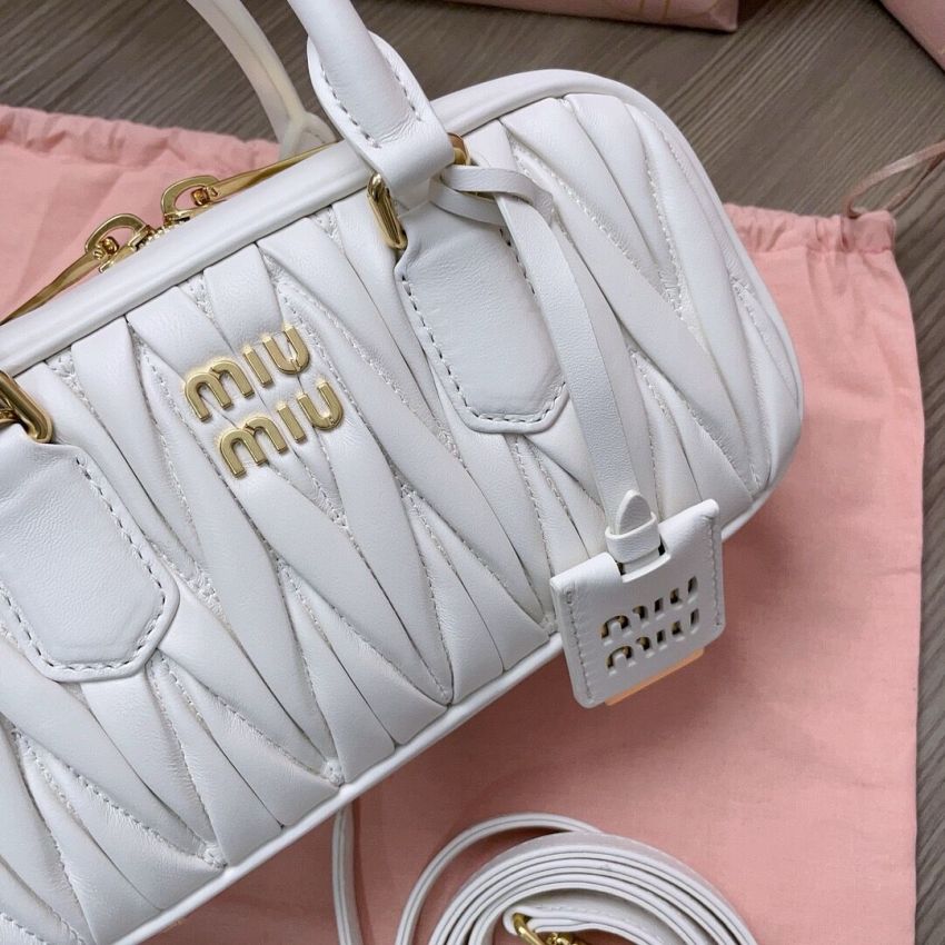 M1v M1v arcadie matelassé handbag