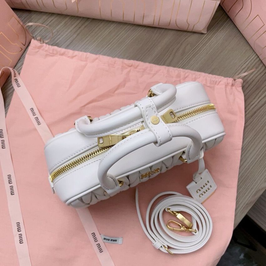 M1v M1v arcadie matelassé handbag