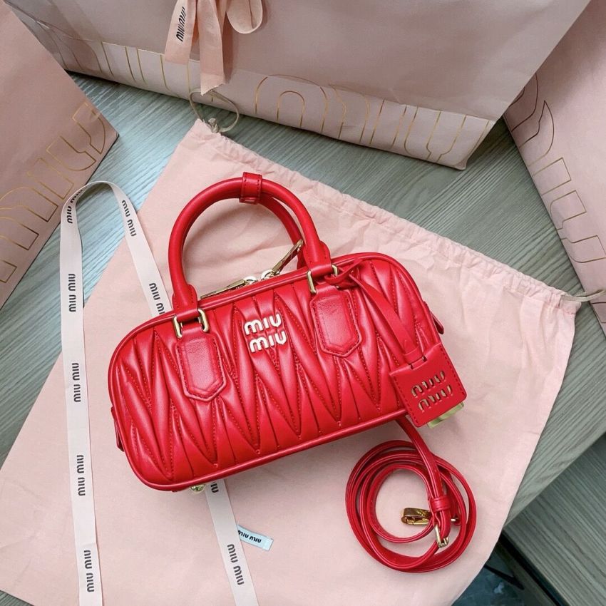 M1v M1v arcadie matelassé handbag