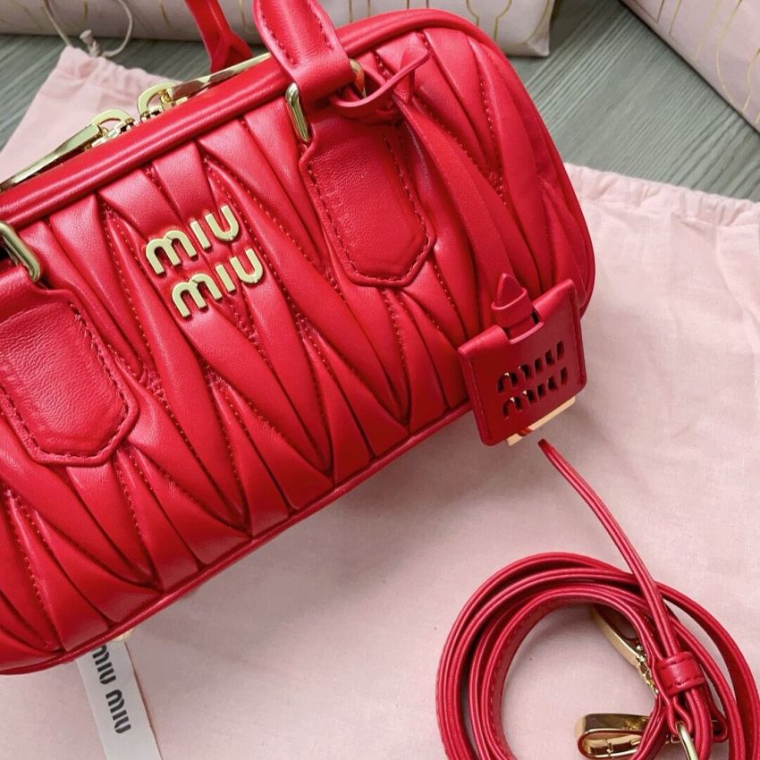 M1v M1v arcadie matelassé handbag