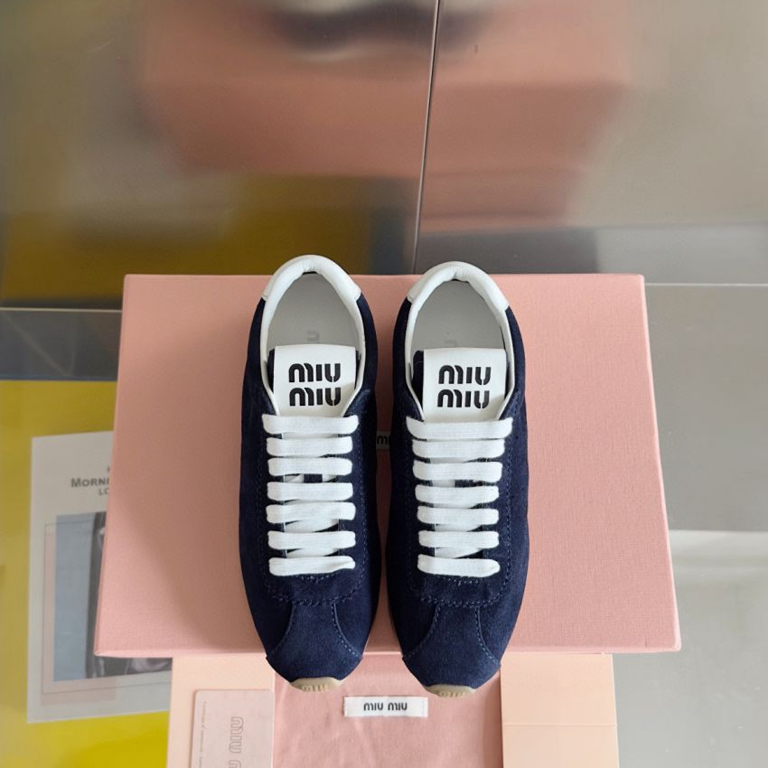 M1v M1v plume sneakers