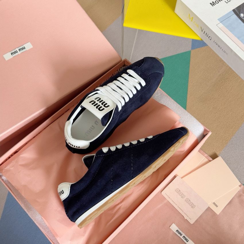 M1v M1v plume sneakers