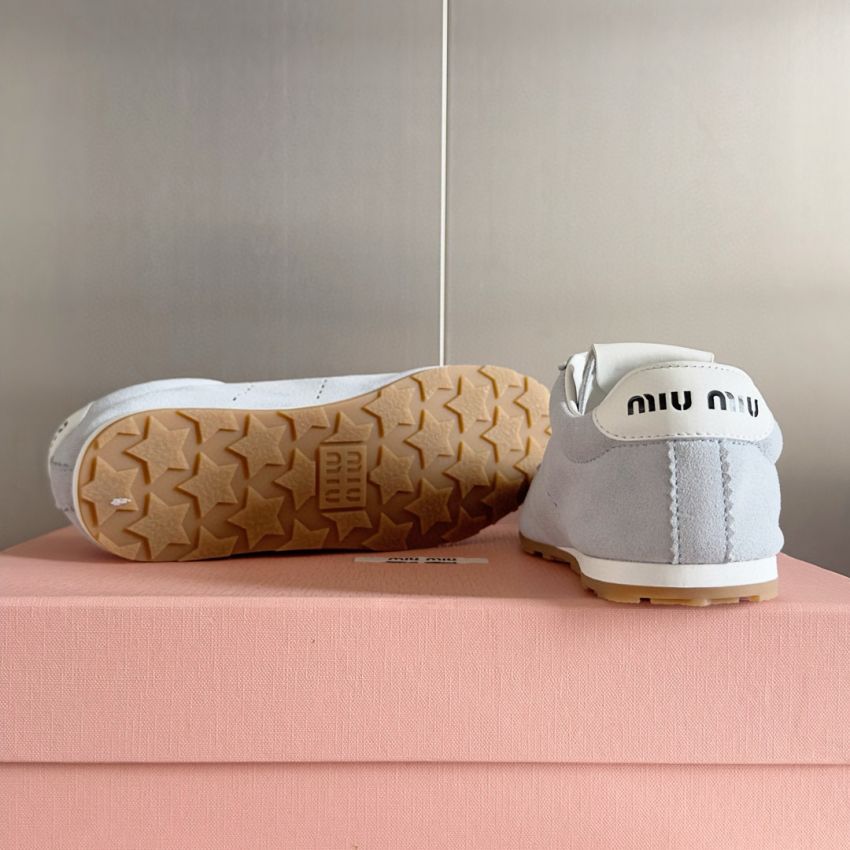 M1v M1v plume sneakers