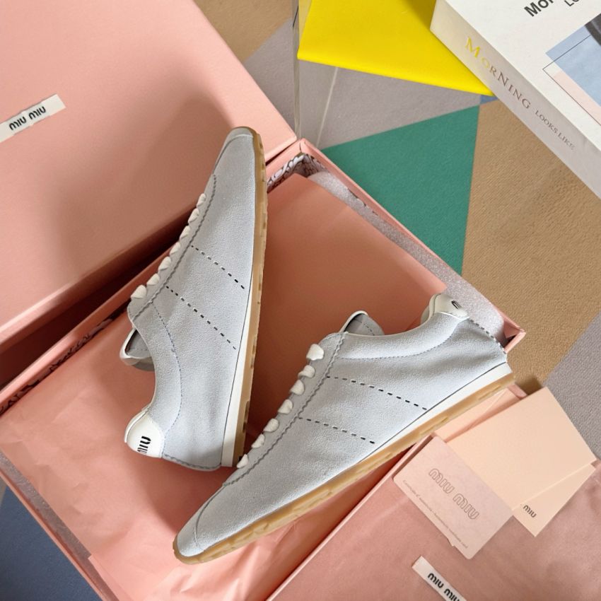 M1v M1v plume sneakers
