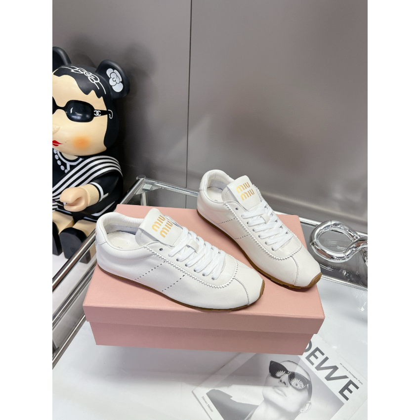 M1v M1v plume sneakers