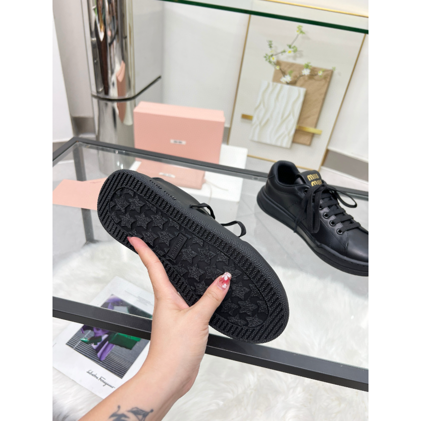 M1v M1v sneakers