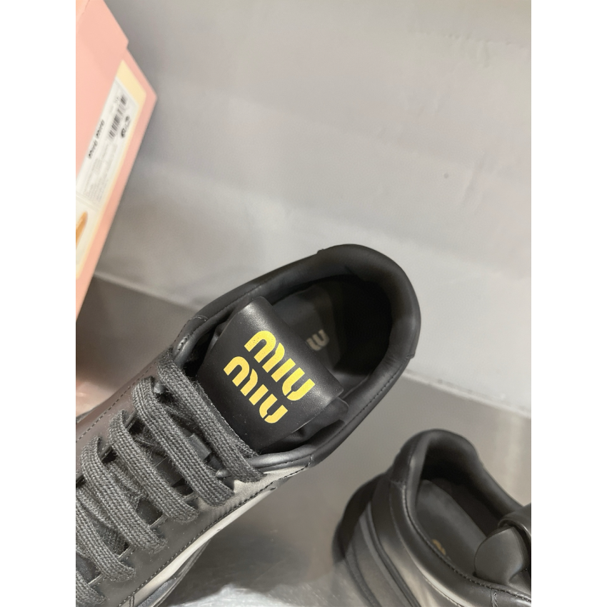 M1v M1v sneakers