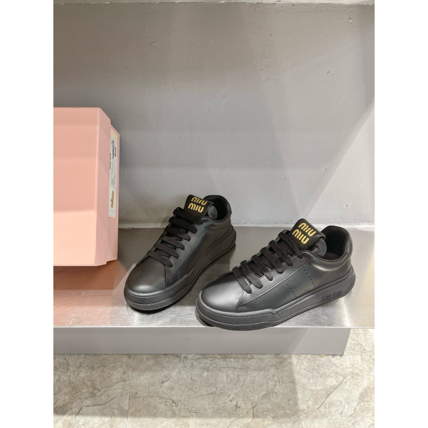 M1v M1v sneakers