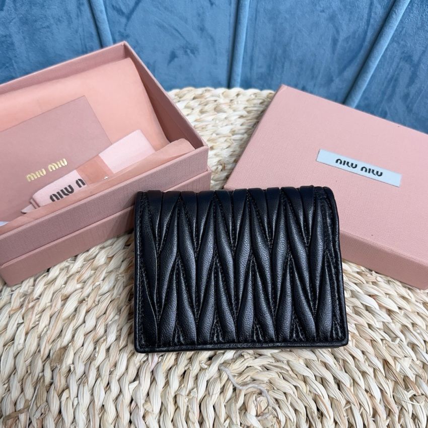 M1v M1v small matelassé nappa leather wallet