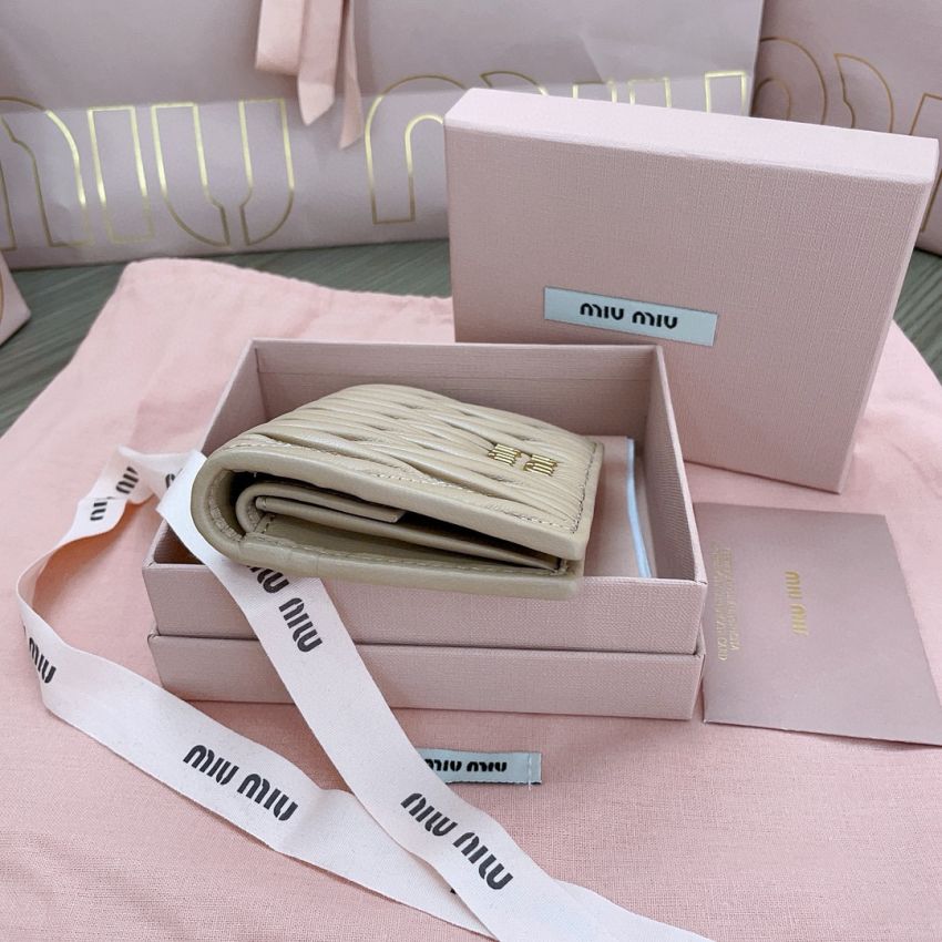 M1v M1v small matelassé nappa leather wallet
