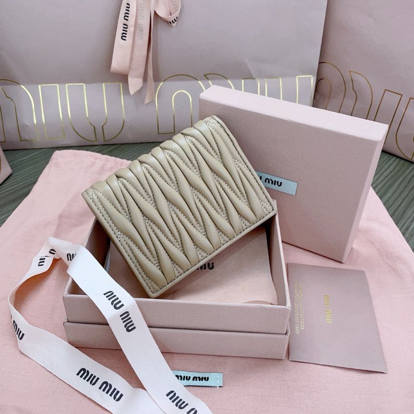 M1v M1v small matelassé nappa leather wallet