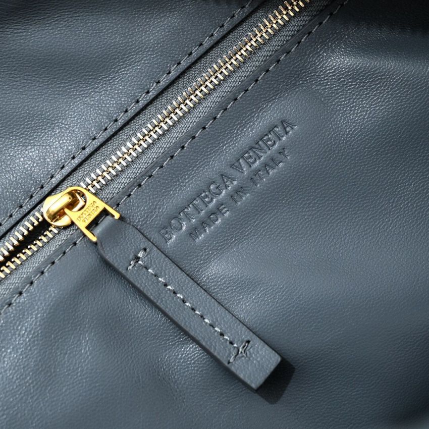 B0tt*ga Ven*ta Medium Jodie Shoudler Bag-Grey