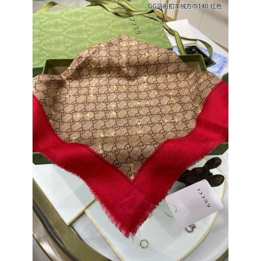 Gvc*1 print Horsebit Shawl