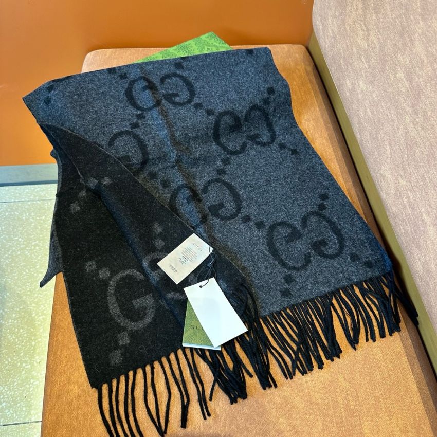 Gvc*1 Cashmere Scarf