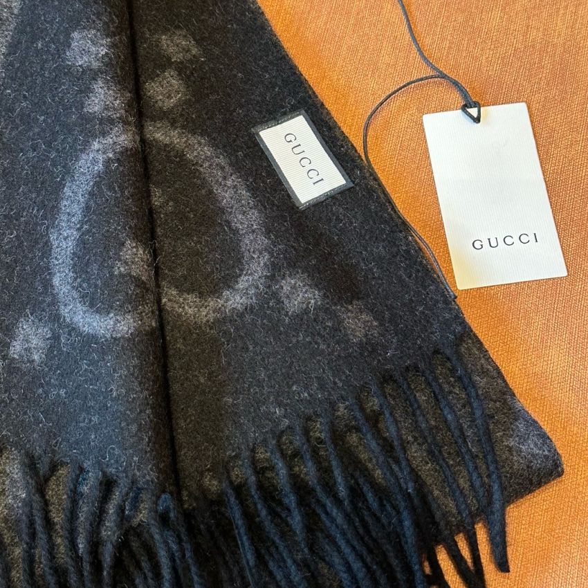 Gvc*1 Cashmere Scarf