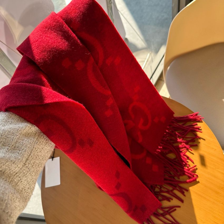 Gvc*1 Cashmere Scarf