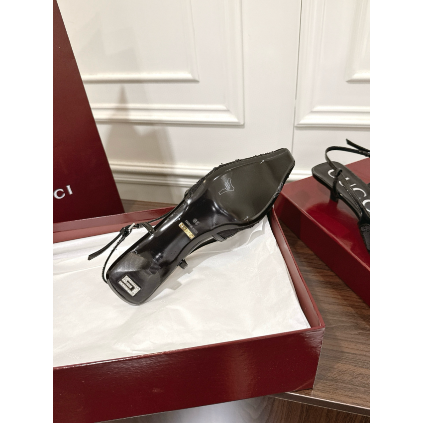 Women's GG crystal slingback pump