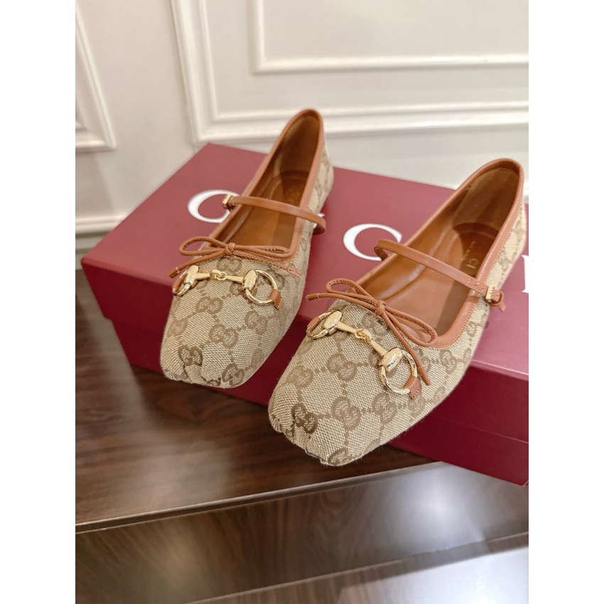 Women's Gvc*1 Horsebit ballet flat
