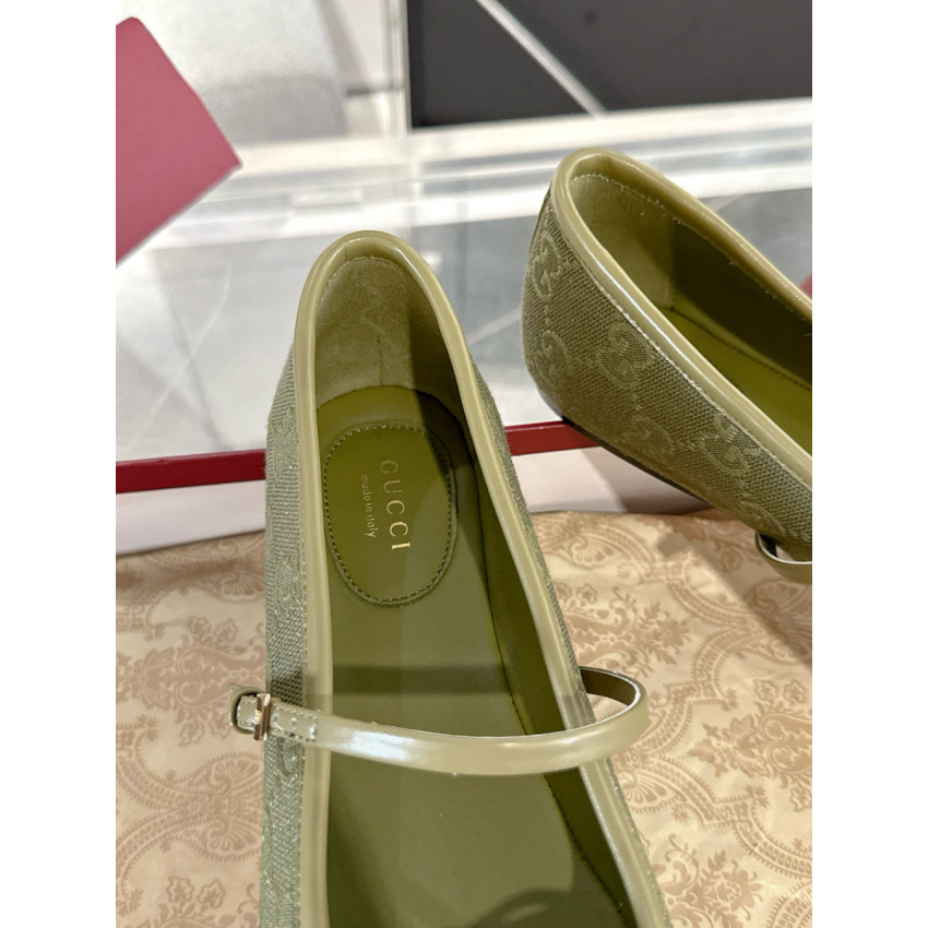 Women's Gvc*1 Horsebit ballet flat