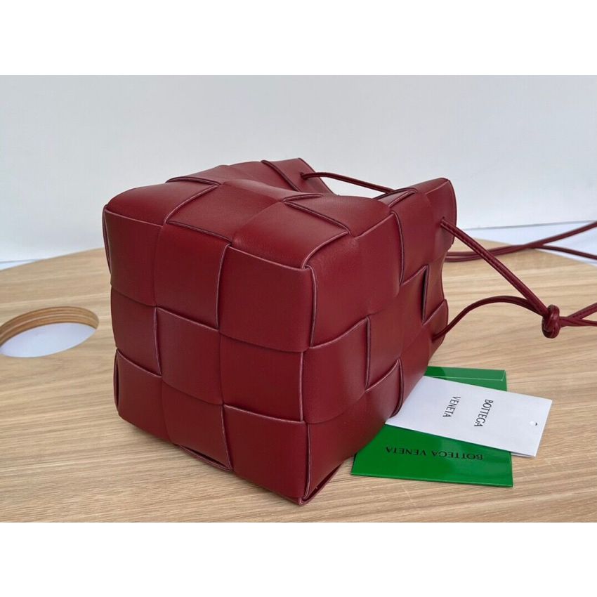 B0tt*ga Ven*ta Small Cassette Cross-Body Bucket