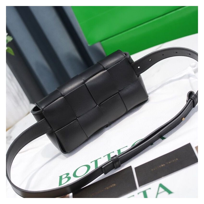 B0tt*ga Ven*ta Mini Cassette Belt Bag
