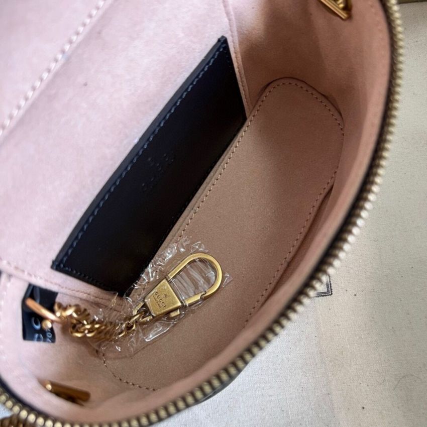 Gvc*1 GG Marmont mini Bag