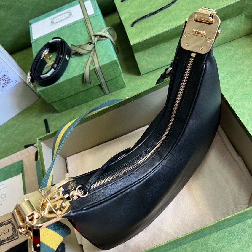 Gvc*1 Attache Medium Shoulder Bag