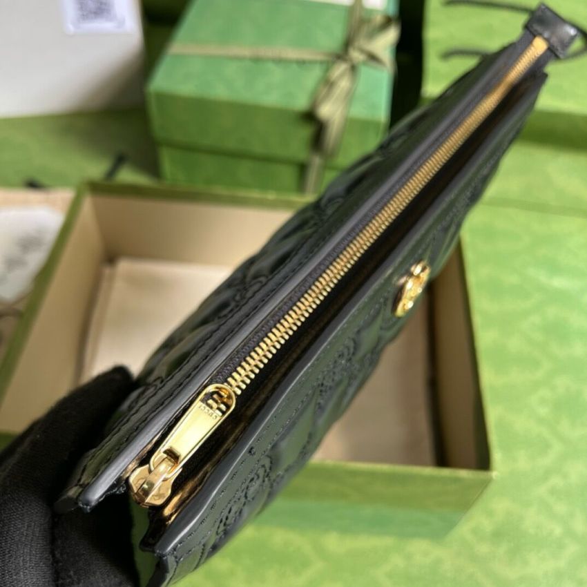 Gvc*1 GG Matelassé Pouch