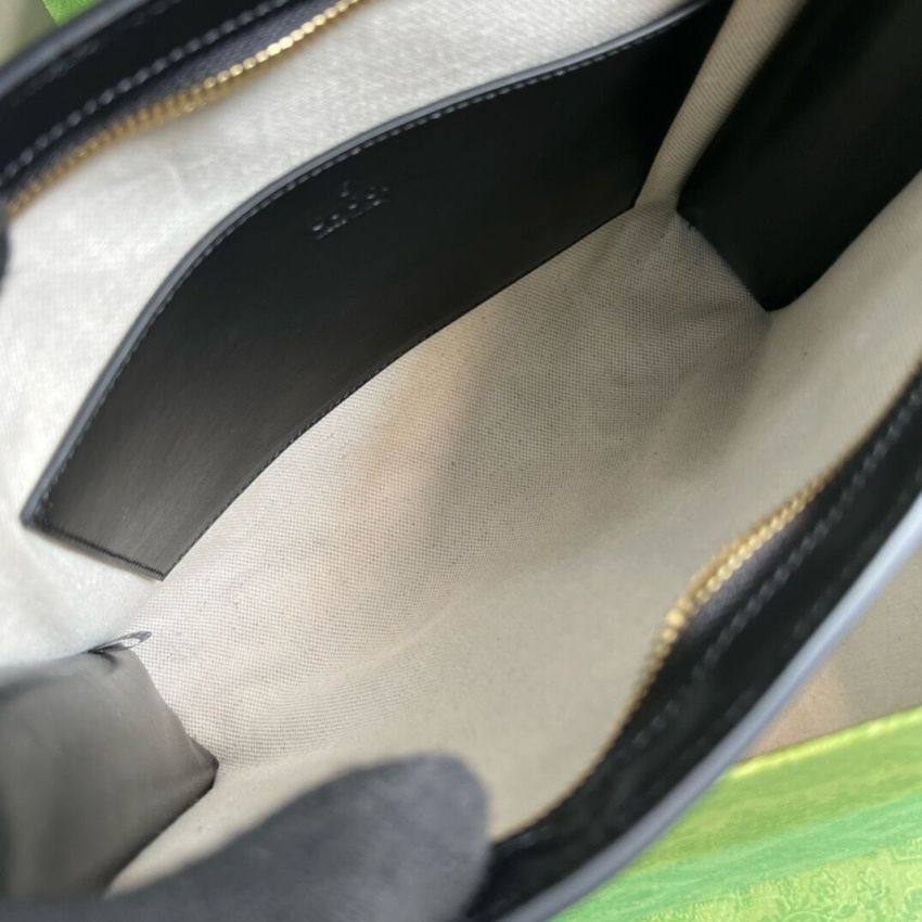 Gvc*1 GG Matelassé Pouch
