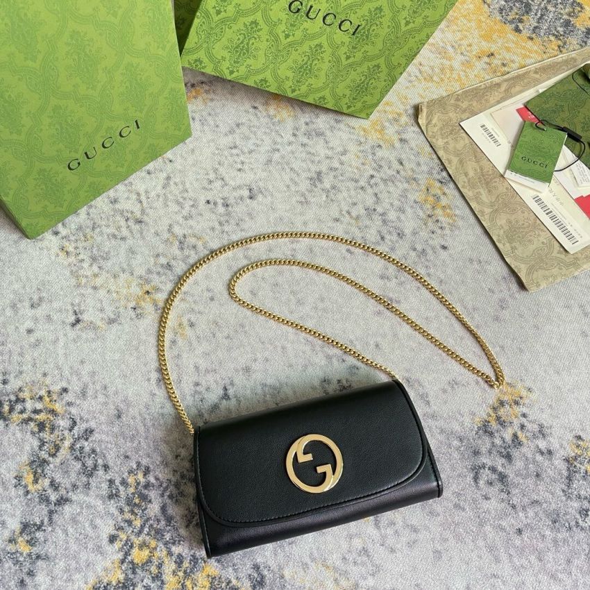 Gvc*1 Blondie Chain Wallet