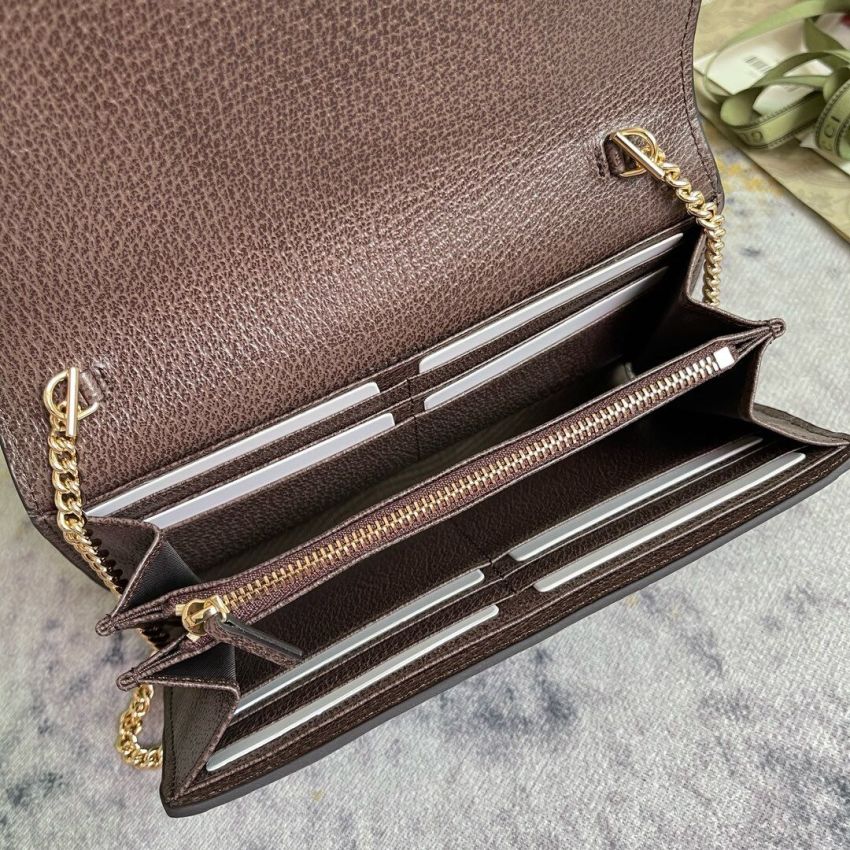 Gvc*1 Blondie Chain Wallet