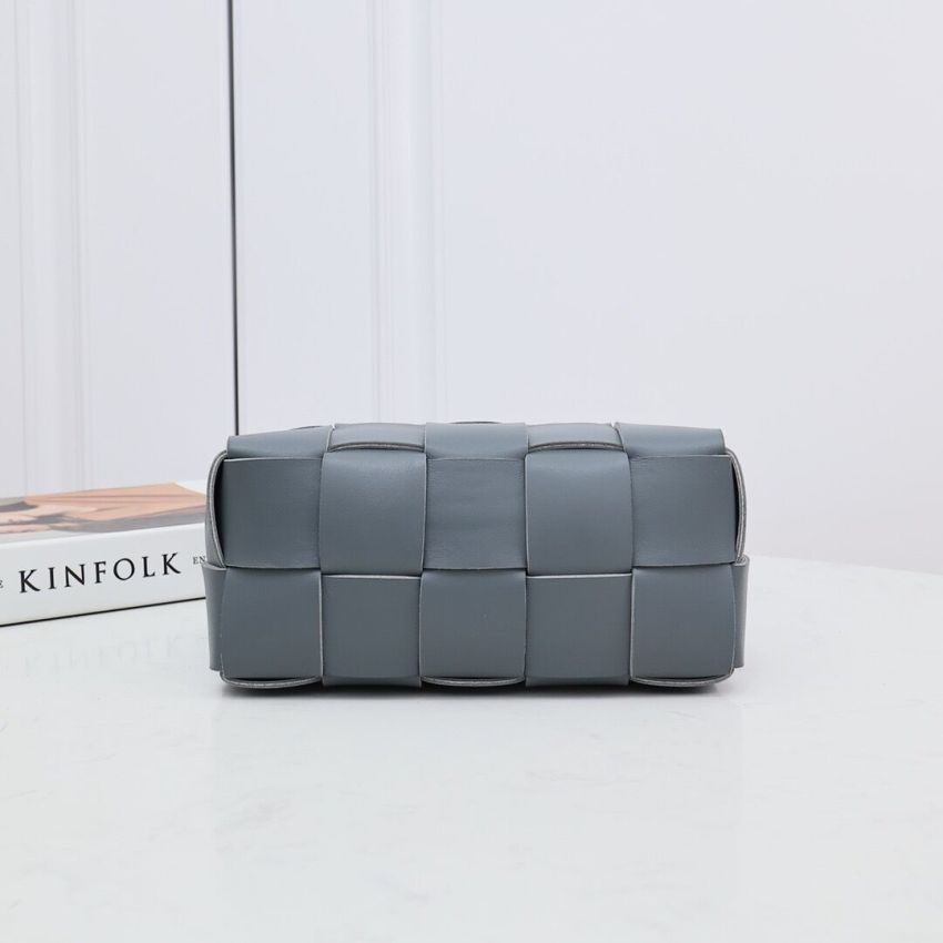 b0tt*ga ven*ta small bR1ck cassette shoulder bag