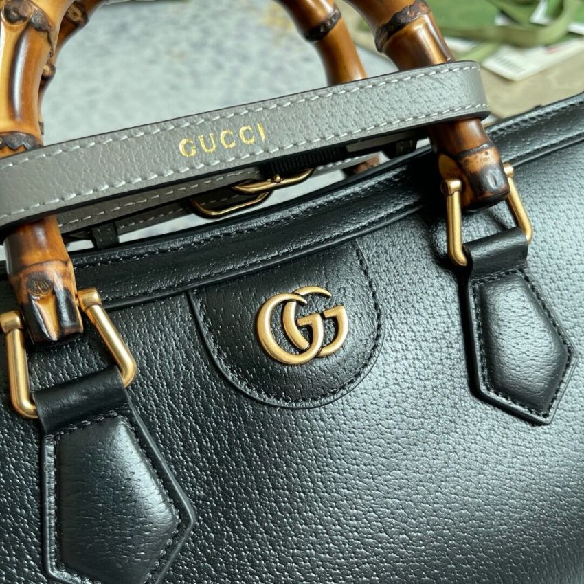 Gvc*1 Diana Small Shoulder Bag