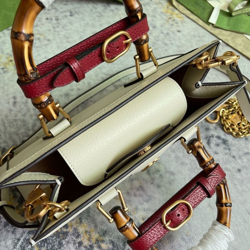 Gvc*1 Diana Small Shoulder Bag