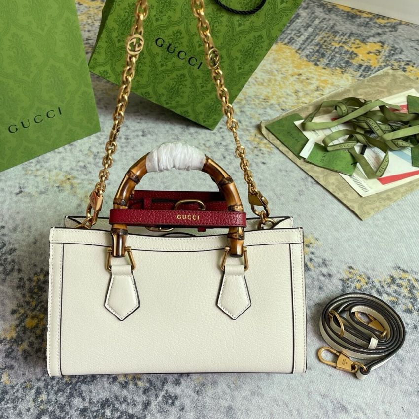 Gvc*1 Diana Small Shoulder Bag
