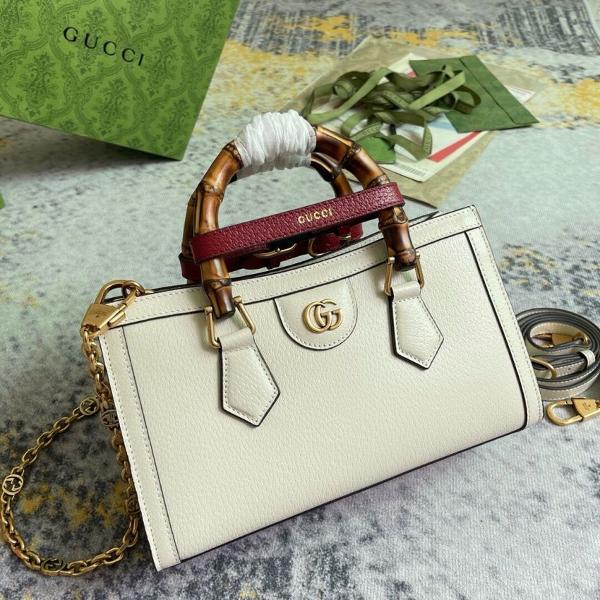 Gvc*1 Diana Small Shoulder Bag