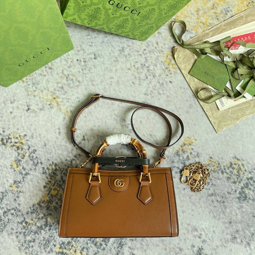 Gvc*1 Diana Shoulder Bag